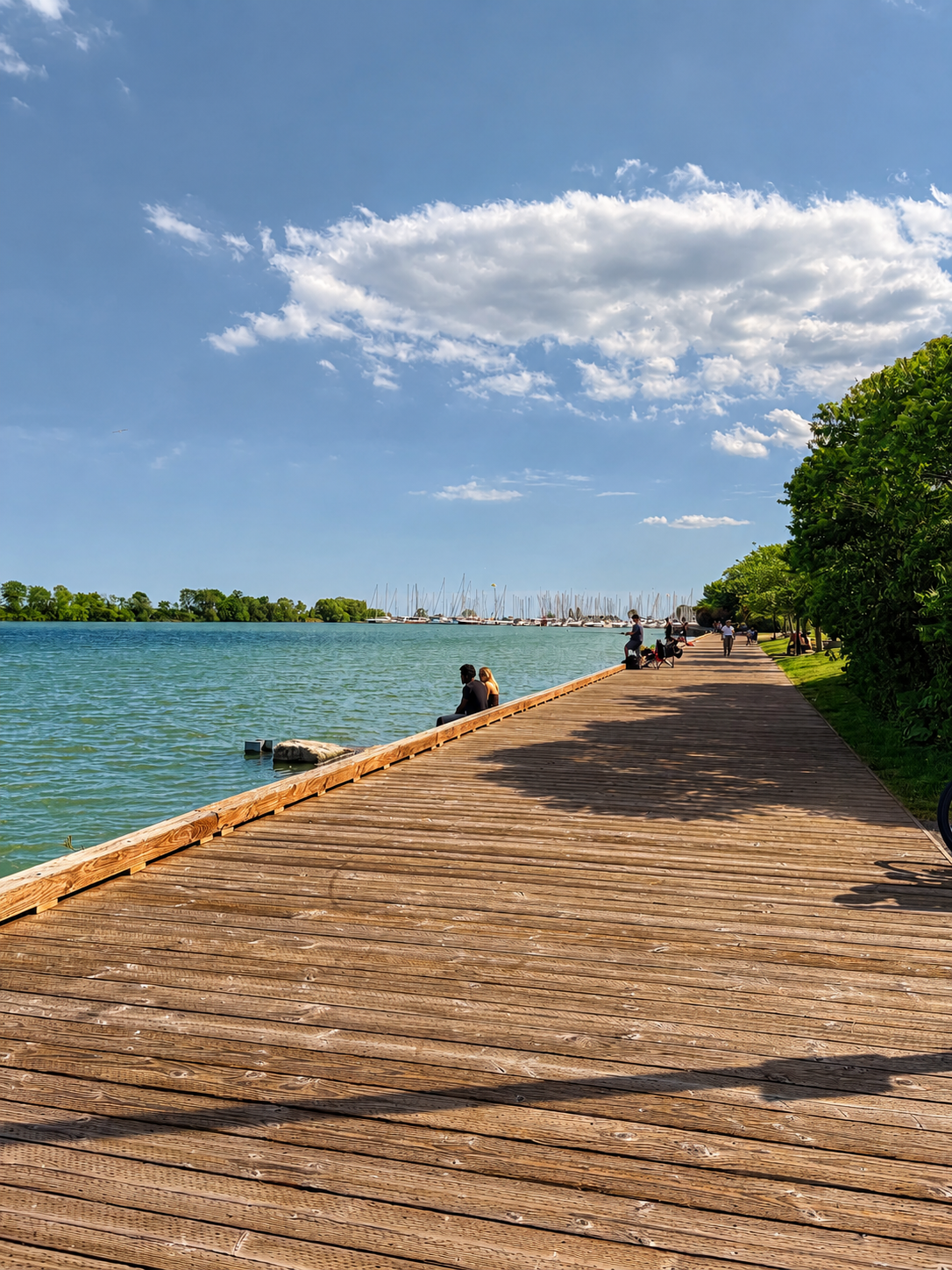 View along the Port Credit Lakefront Promenade
